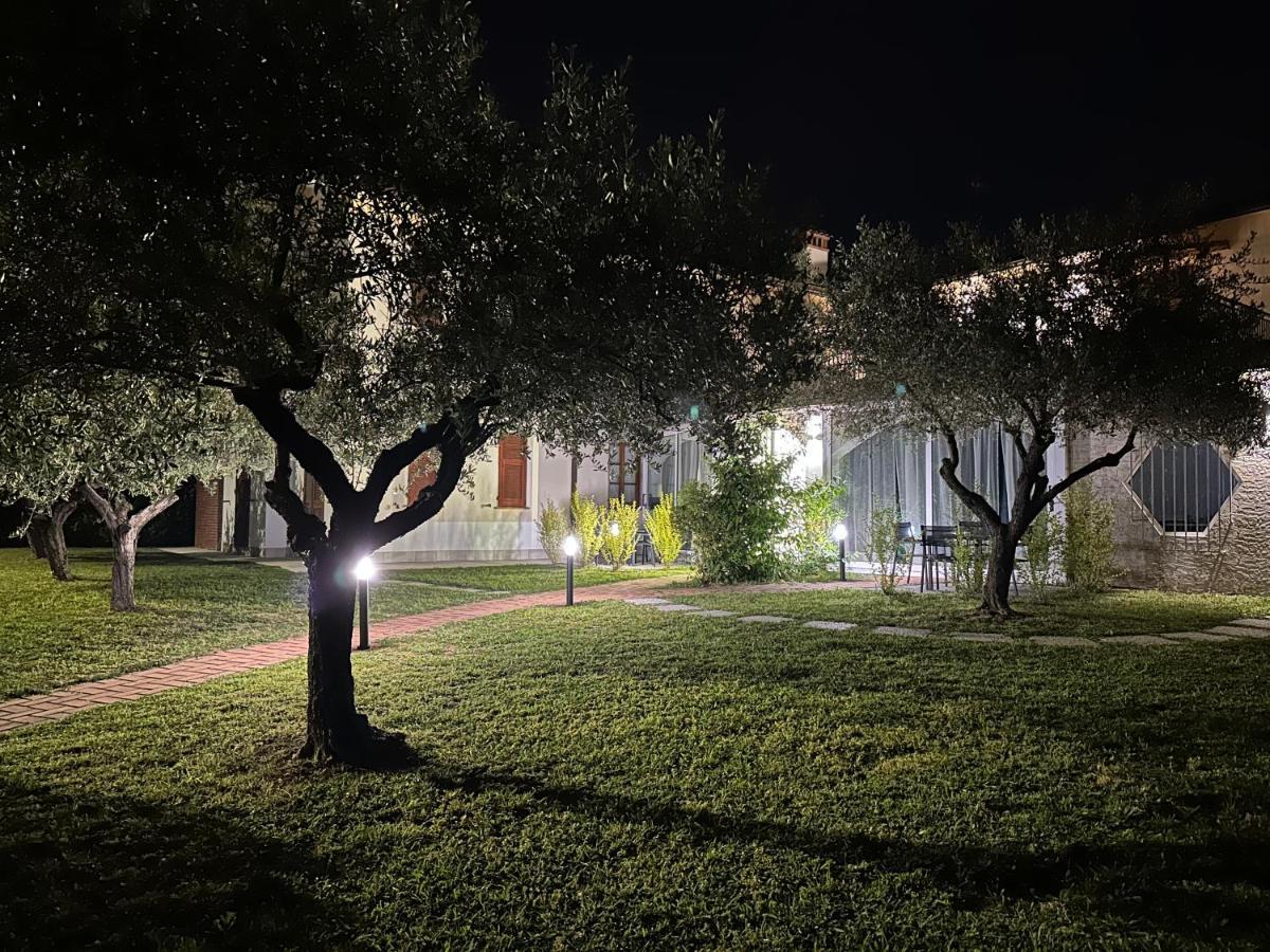 Abitatt Aparthotel Fosdinovo Exterior foto