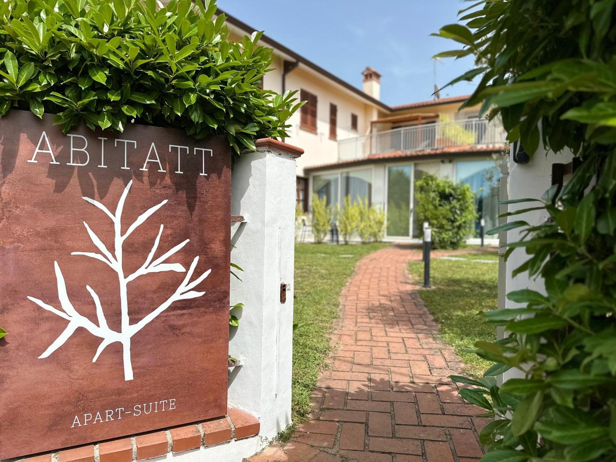 Abitatt Aparthotel Fosdinovo Exterior foto